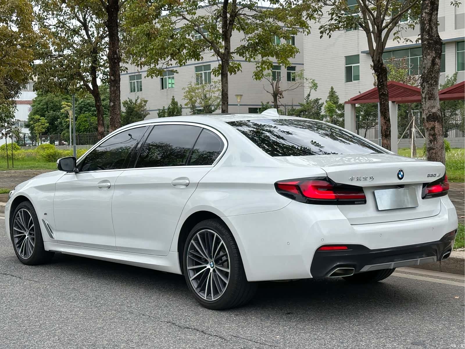 BMW 5 Series, 2023 15