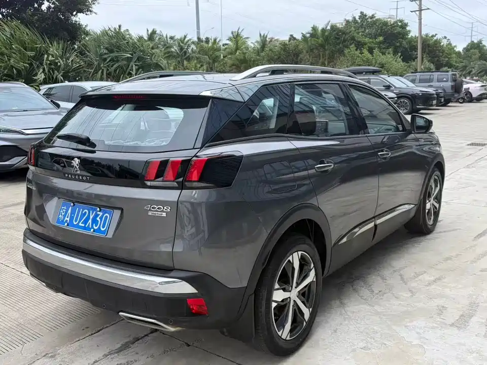 Peugeot 4008