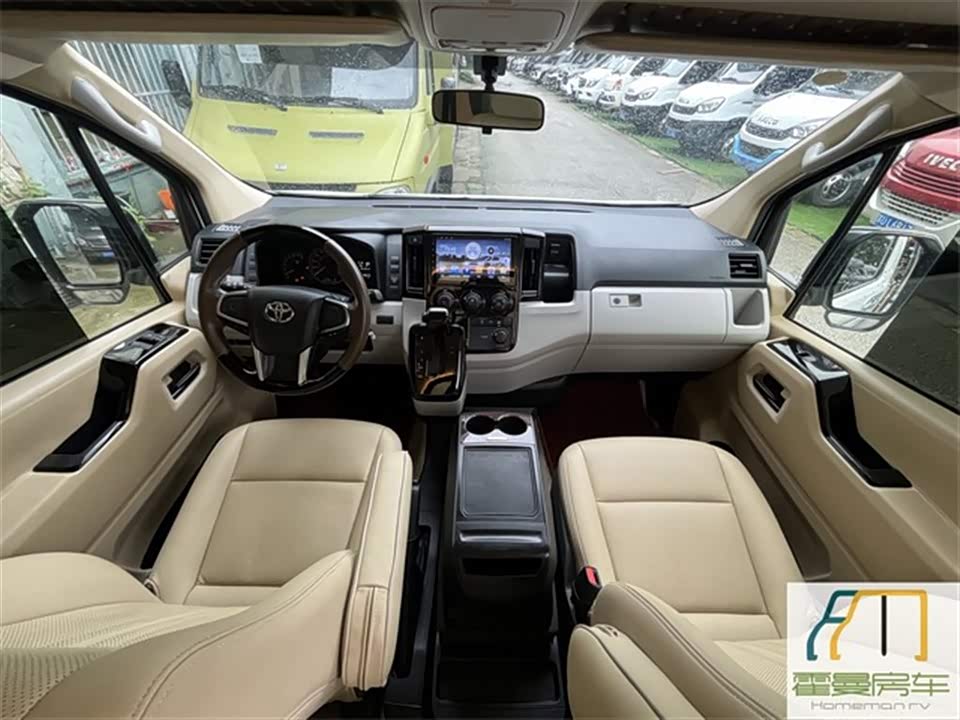 Toyota HIACE Toyota HIACE