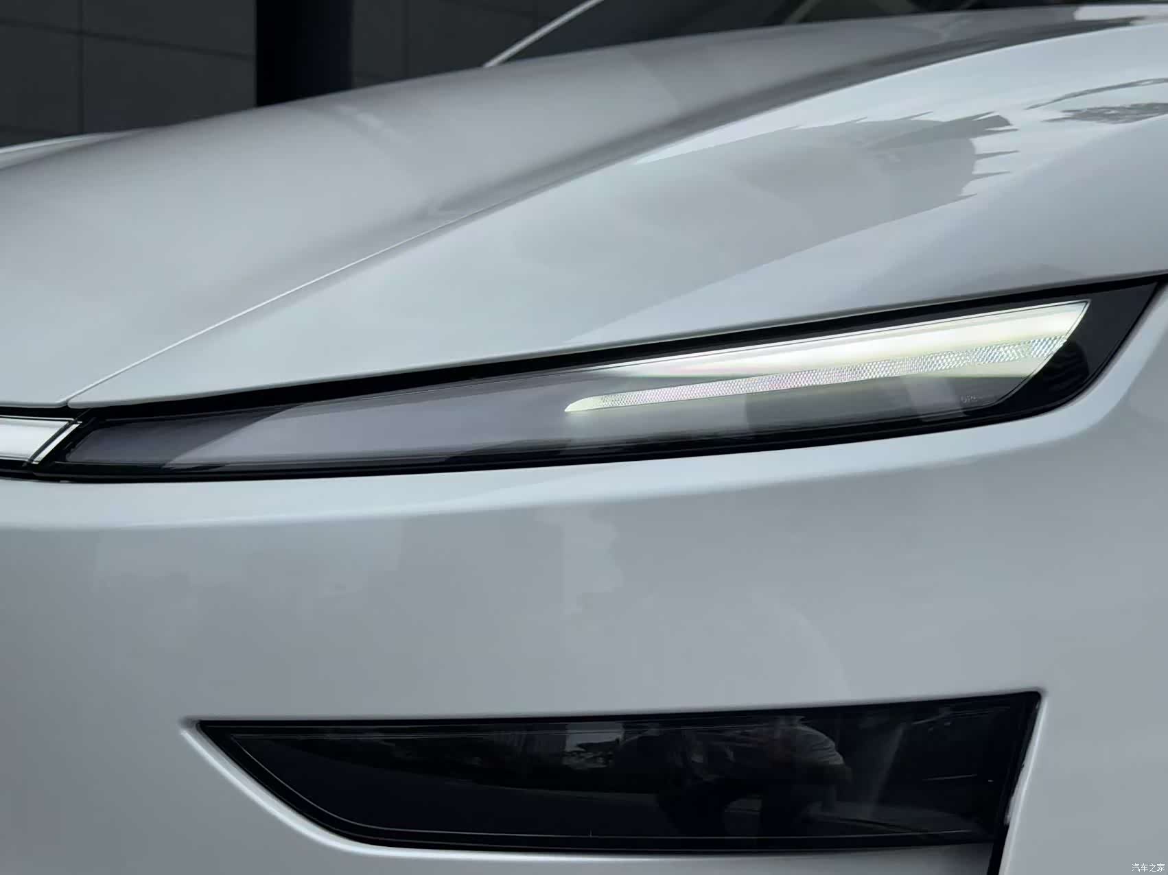 Tesla Model Y, 2025 14