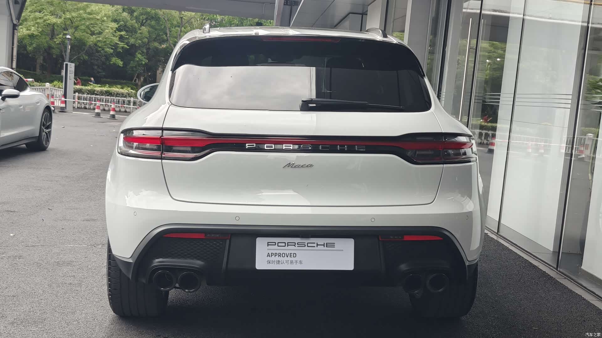 Porsche Macan, 2024 все фото