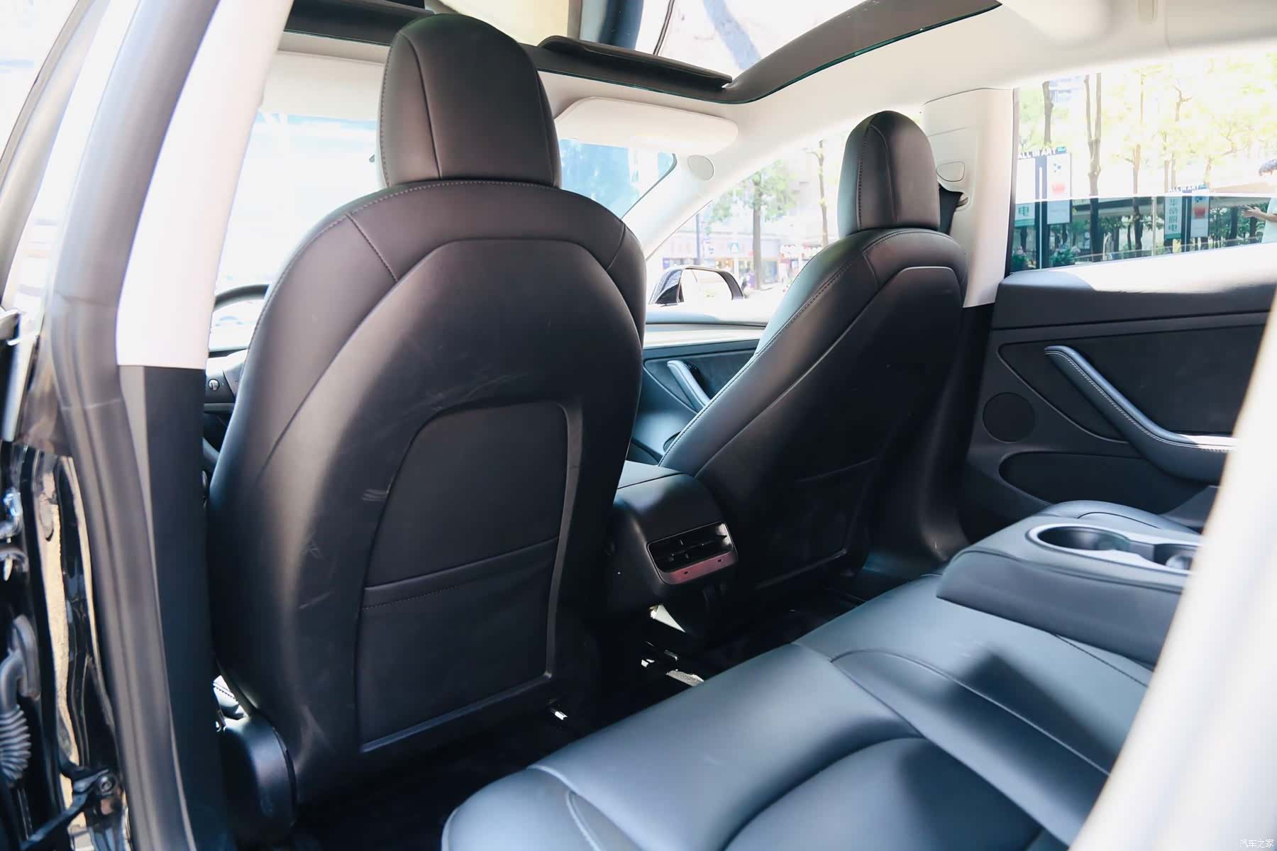 Tesla Model 3, 2021 10