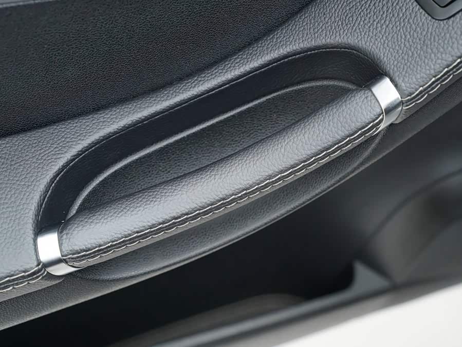 Mercedes-Benz R-Class 2015, фото 29