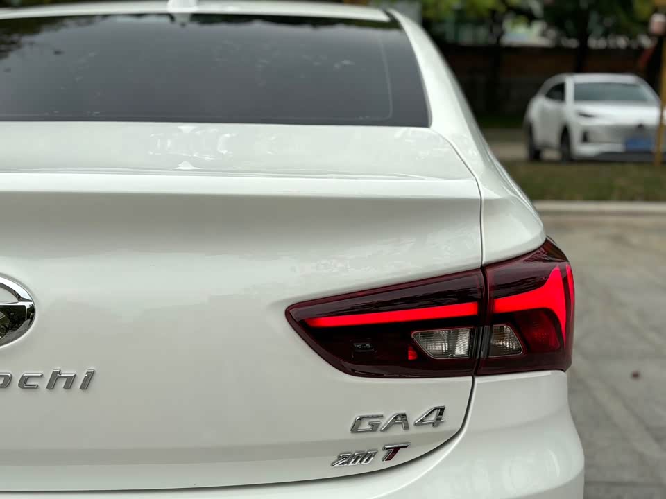 Trumpchi Trumpchi GA4