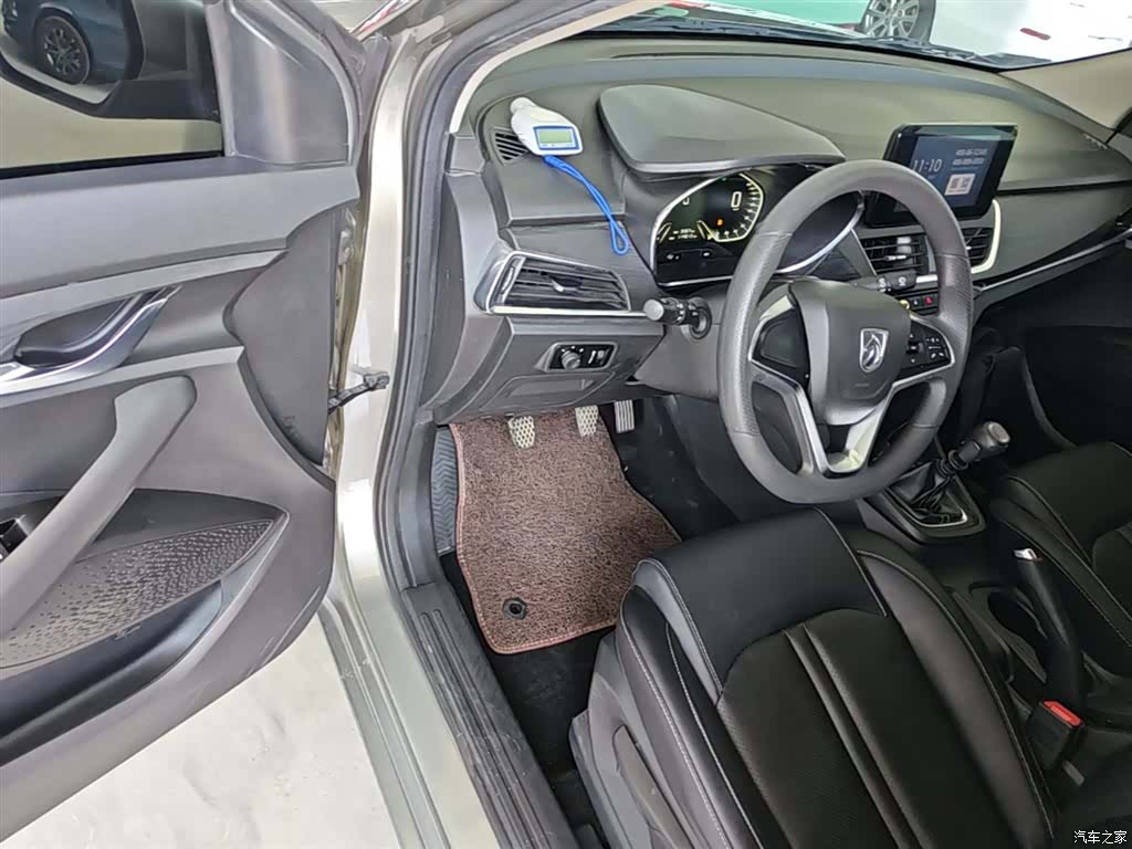 Wuling 360, 2018 16