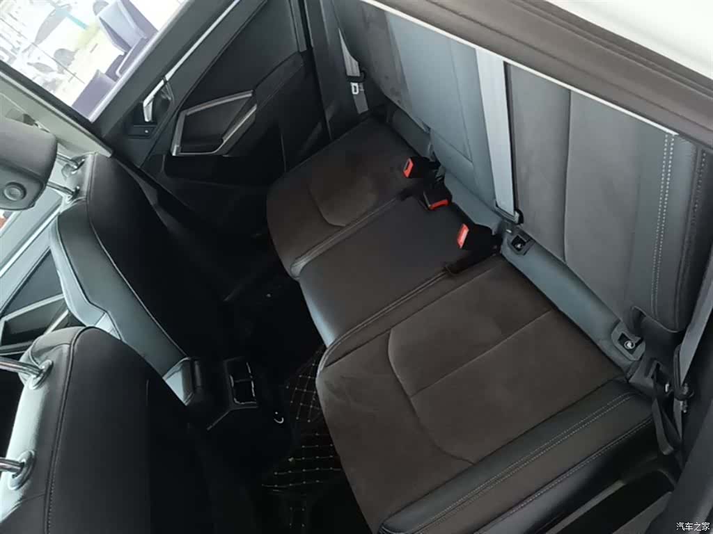 Audi Q3, 2023 17
