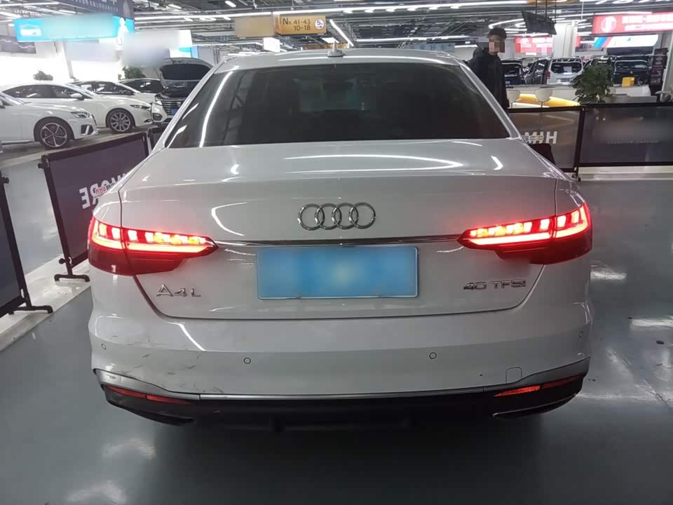Audi A4L