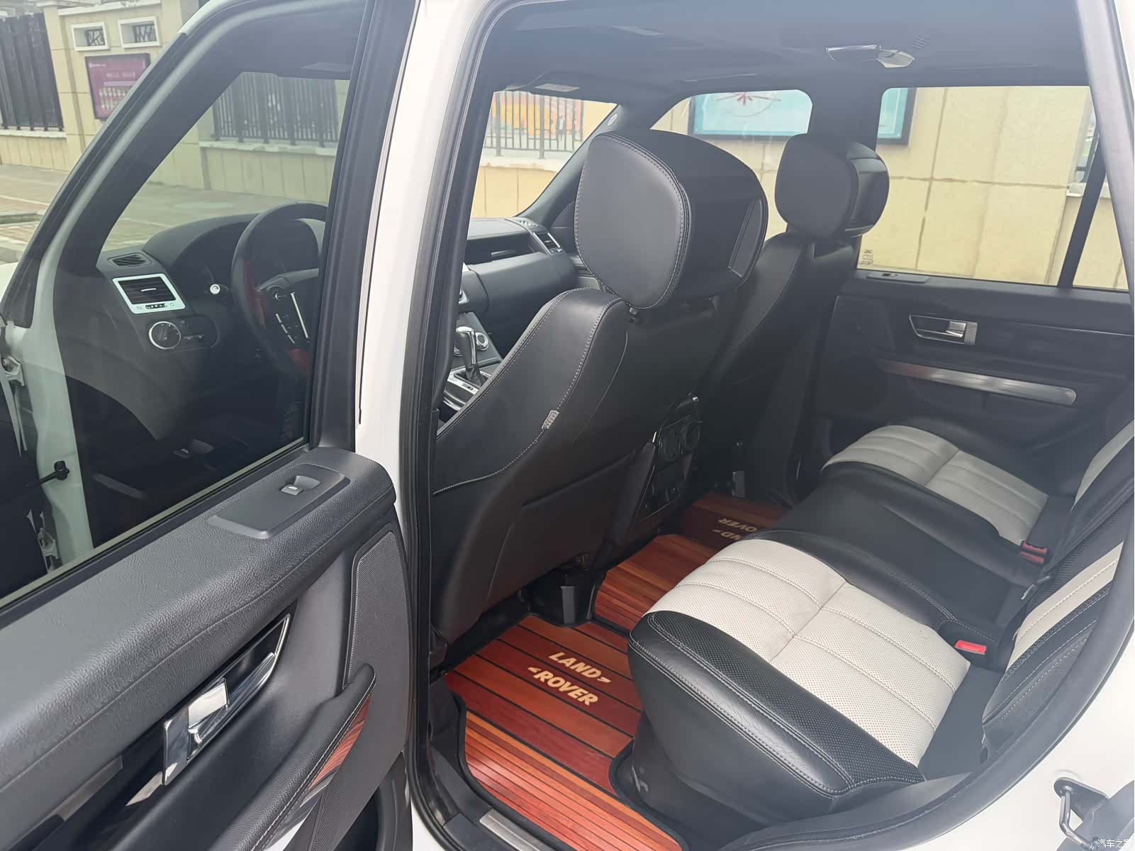 Land Rover Range Rover, 2013 7