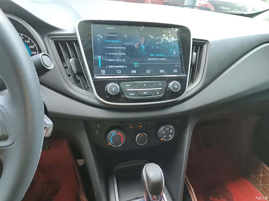 Chevrolet 320, 2018 13