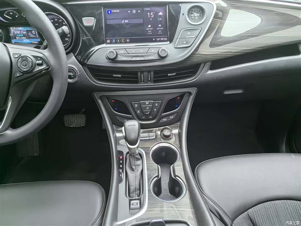 Buick Envision Plus, 2021 13