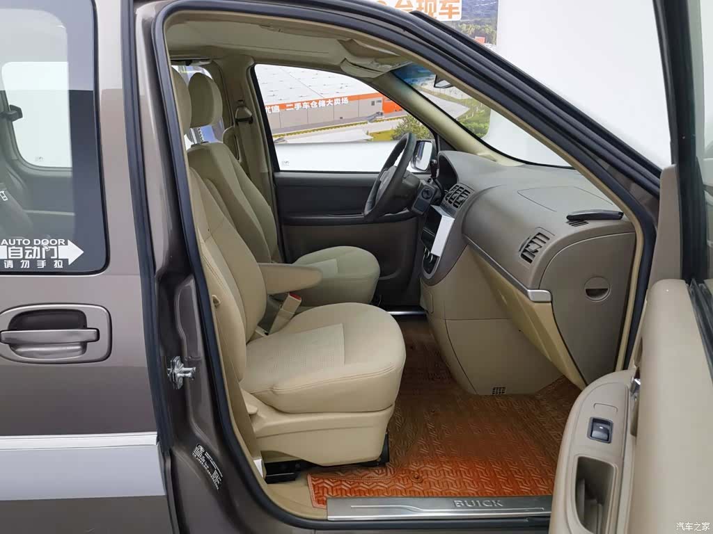 Buick GL8, 2015 23