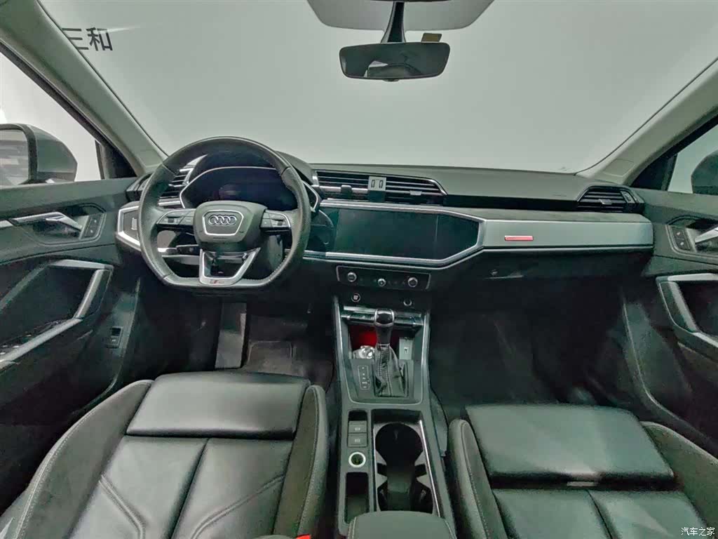 Audi Q3, 2021 6
