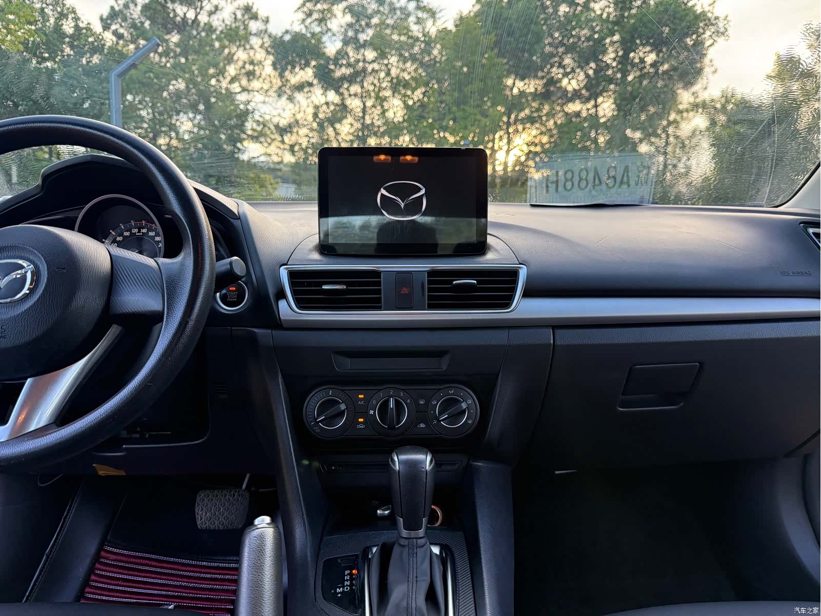 Mazda Mazda3, 2016 12