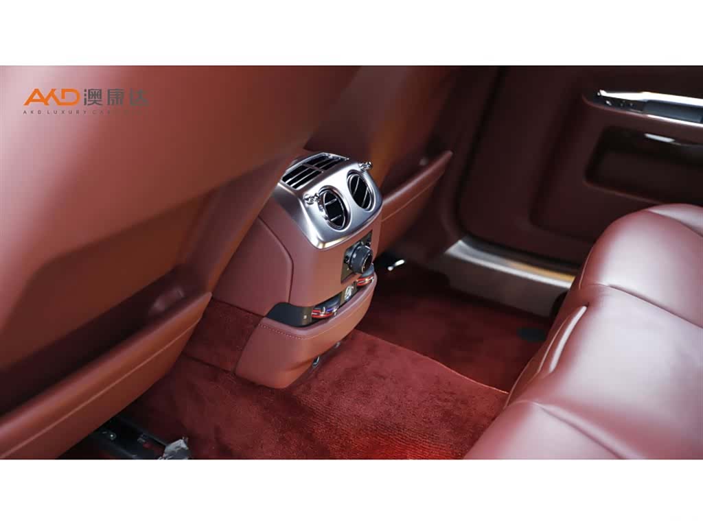 Rolls-Royce Ghost, 2016 9