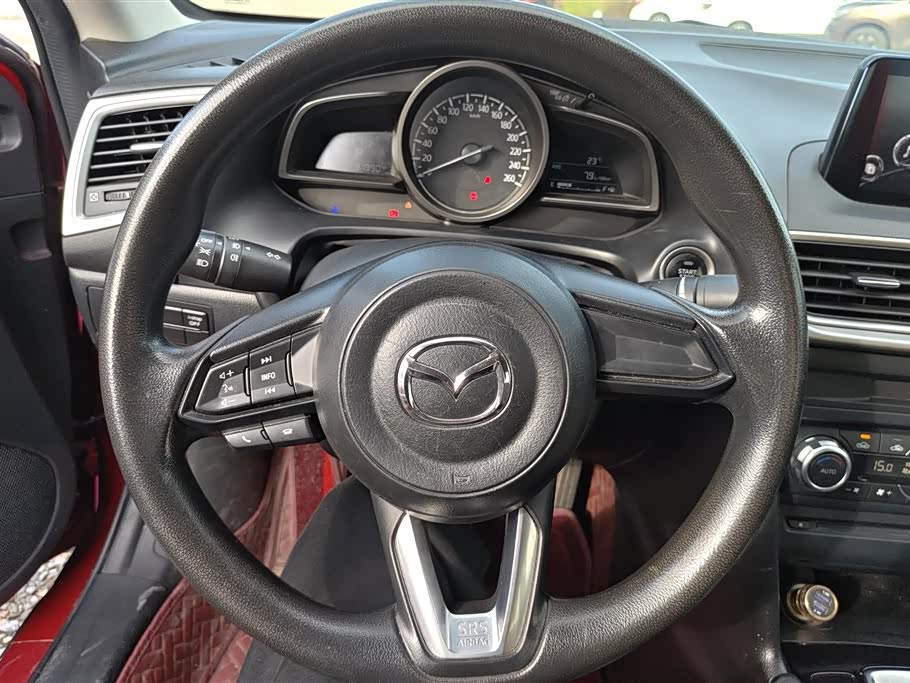 Mazda 3 Angkesaila