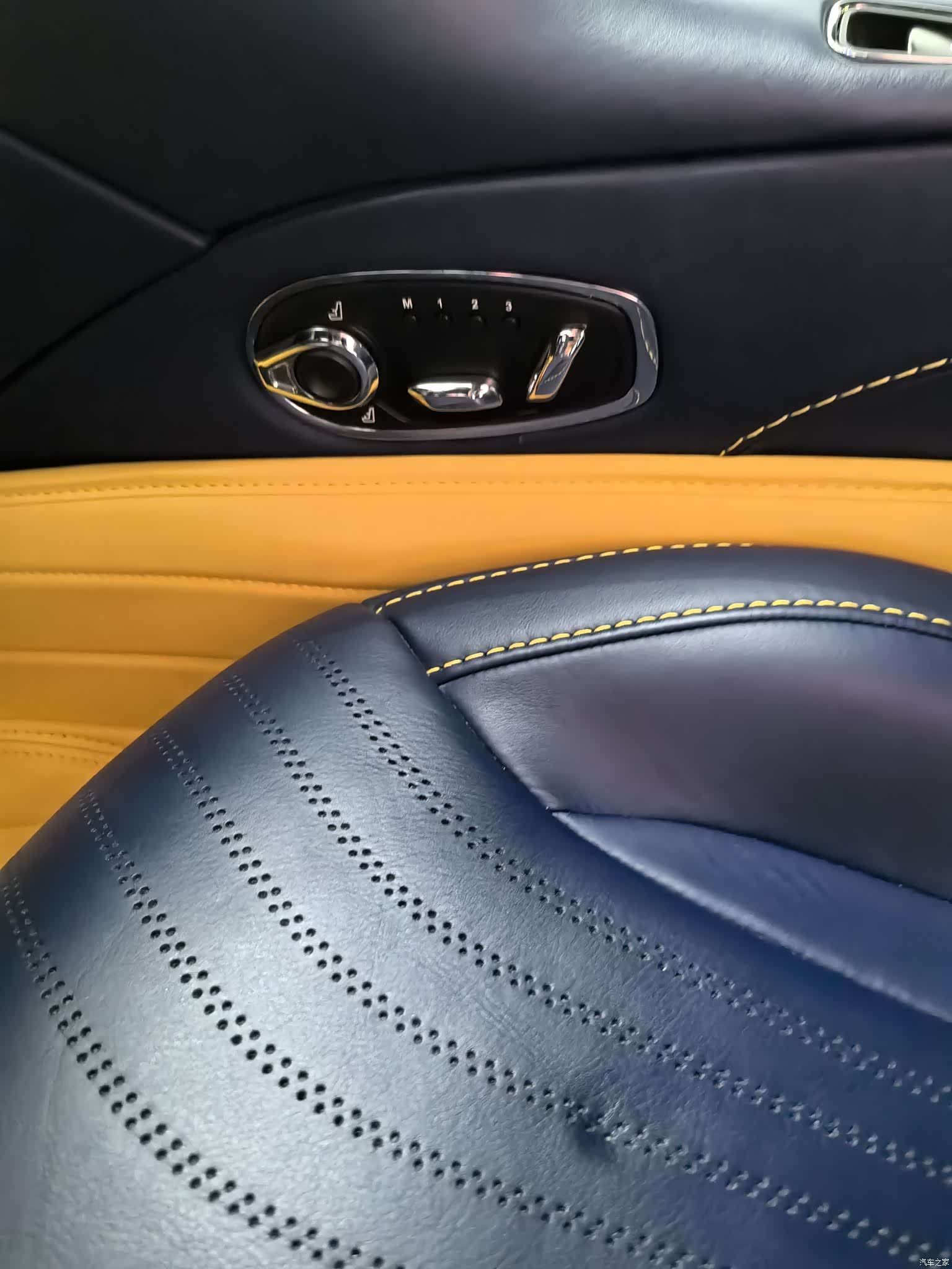 Aston Martin DB11, 2019 9