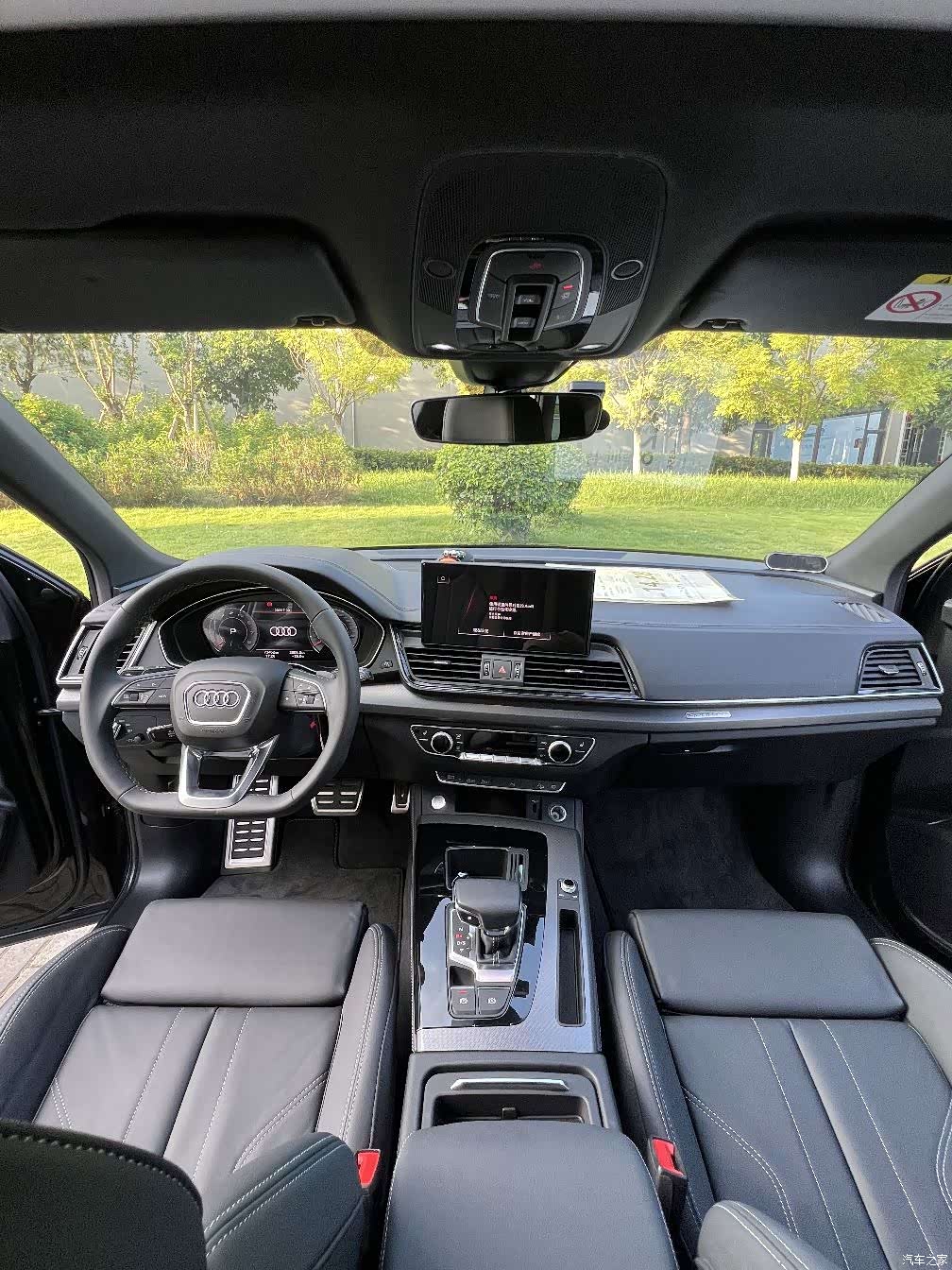 Audi Q5L, 2023 все фото