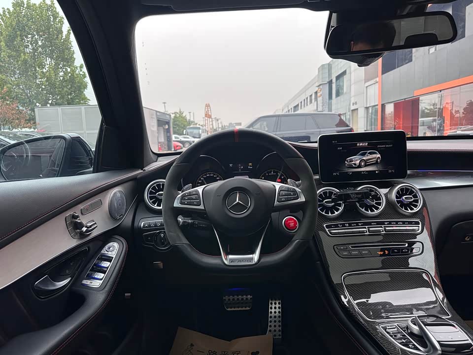 Mercedes-Benz GLC AMG