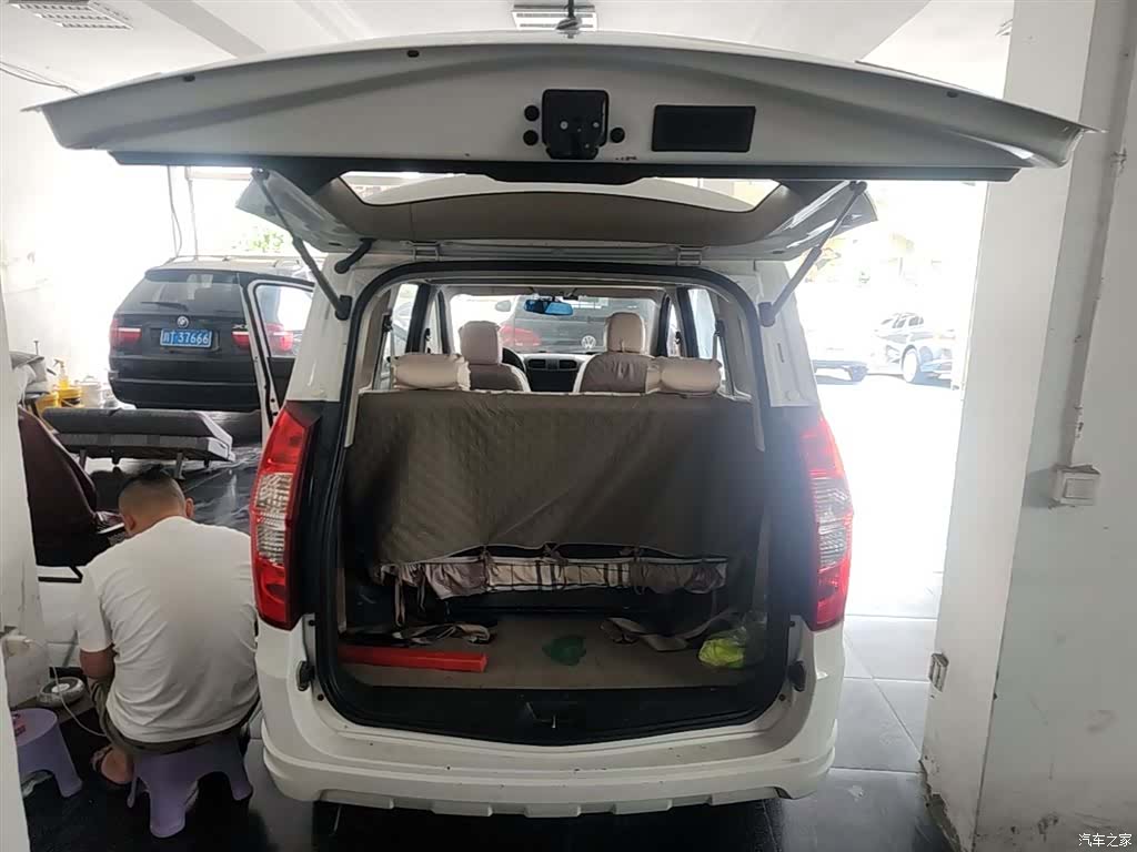 Wuling Hongguang, 2017 19