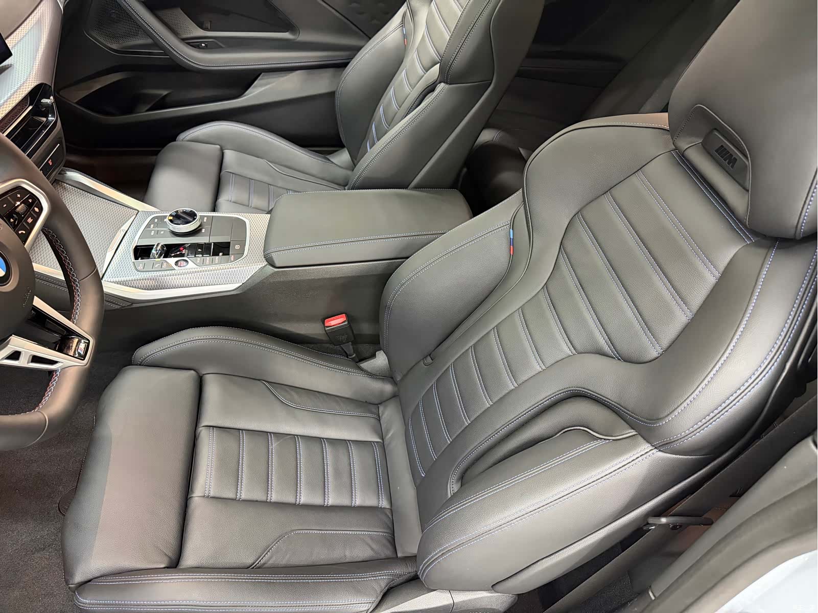 BMW M2, 2026 13