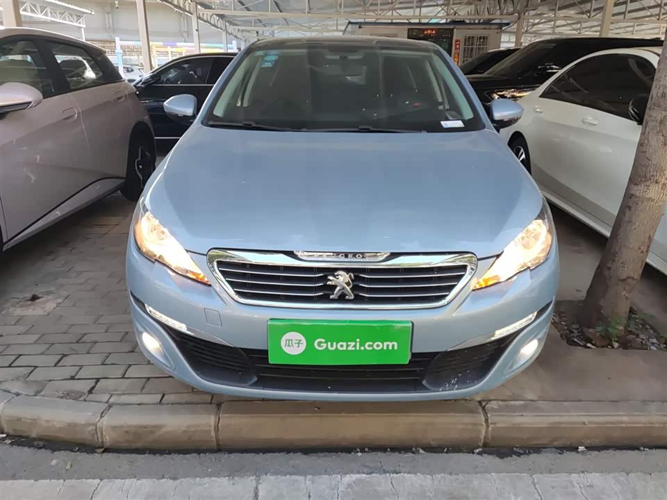 Peugeot 308S