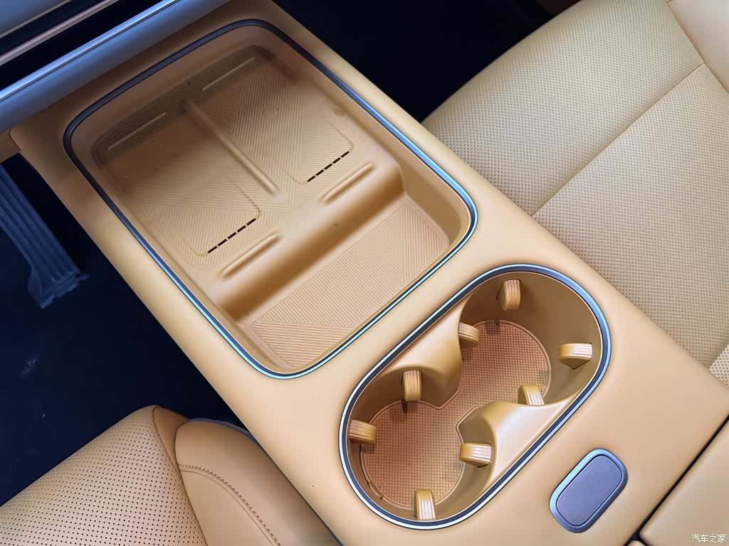 Li Auto i6, 2026 13