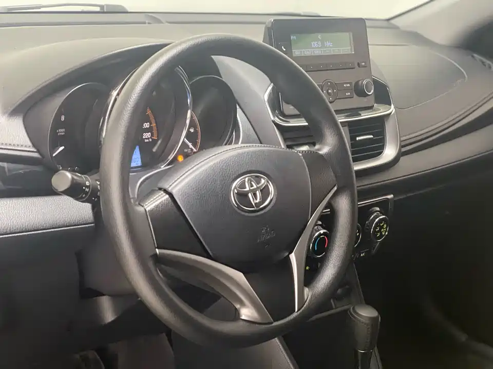 Toyota YARiS L Zhixuan