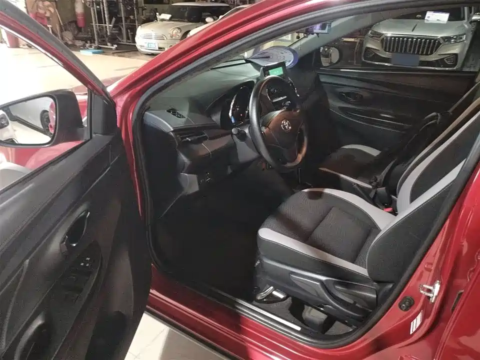 Toyota YARiS L Zhixuan