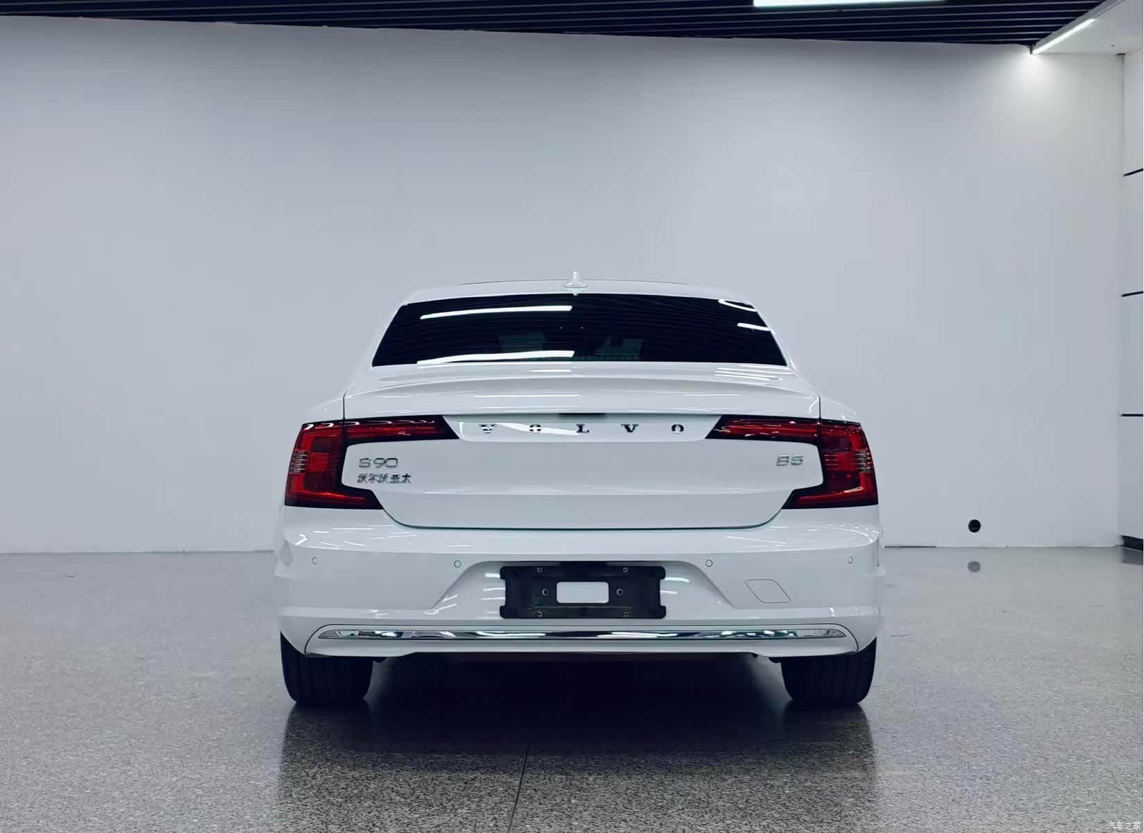 Volvo S90, 2021 все фото