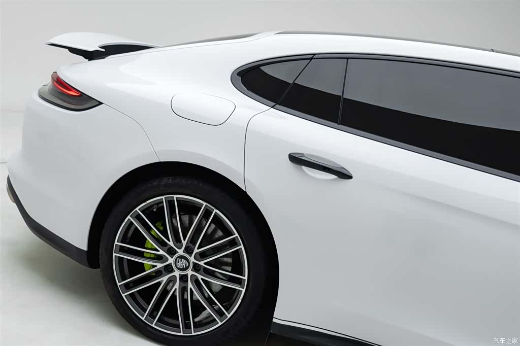 Porsche Panamera, 2022 7