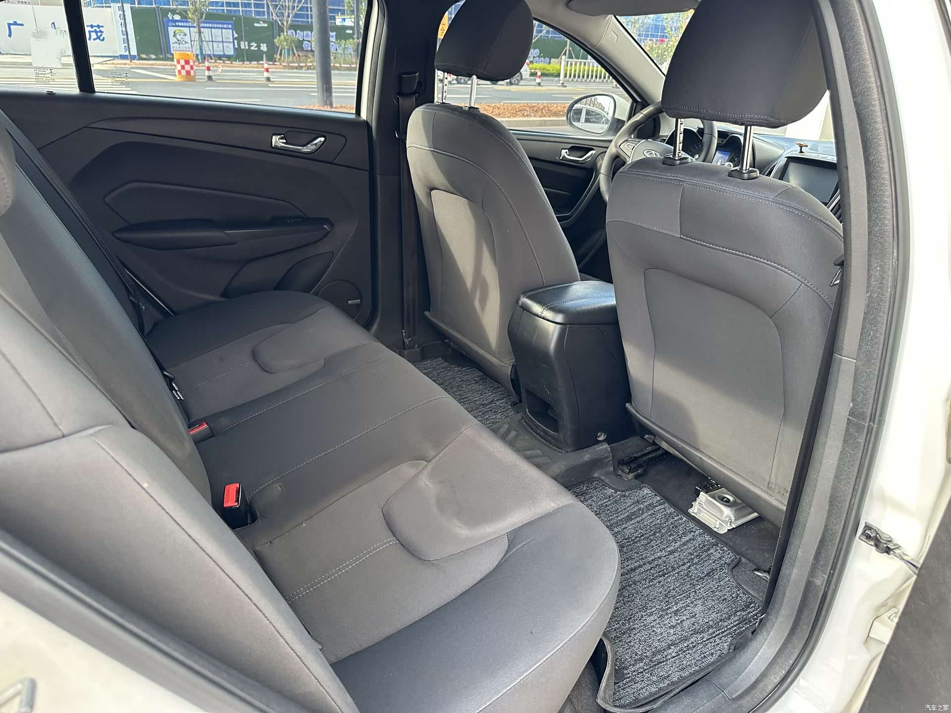 Chery 5e, 2018 12