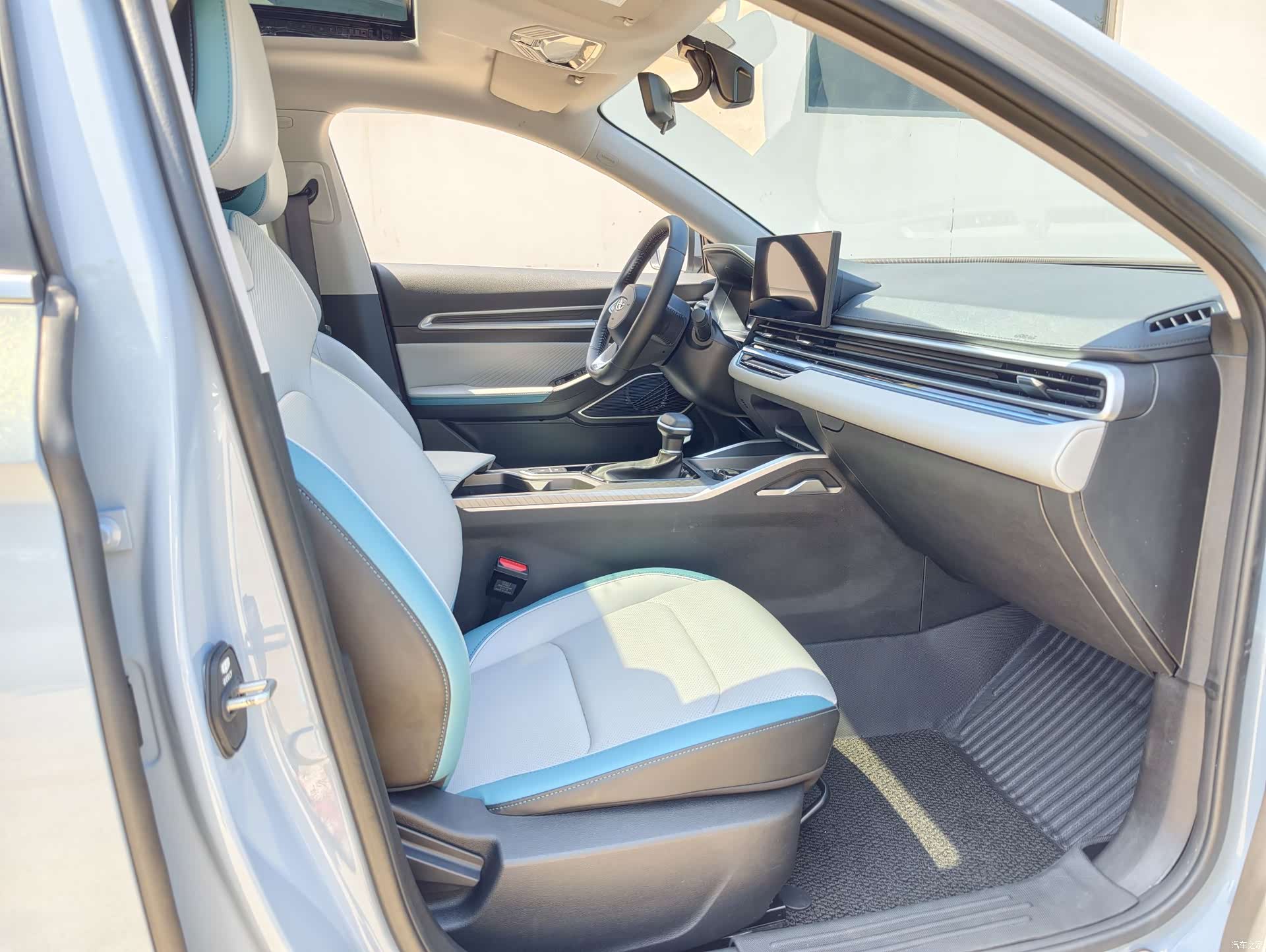 Geely Emgrand, 2024 6