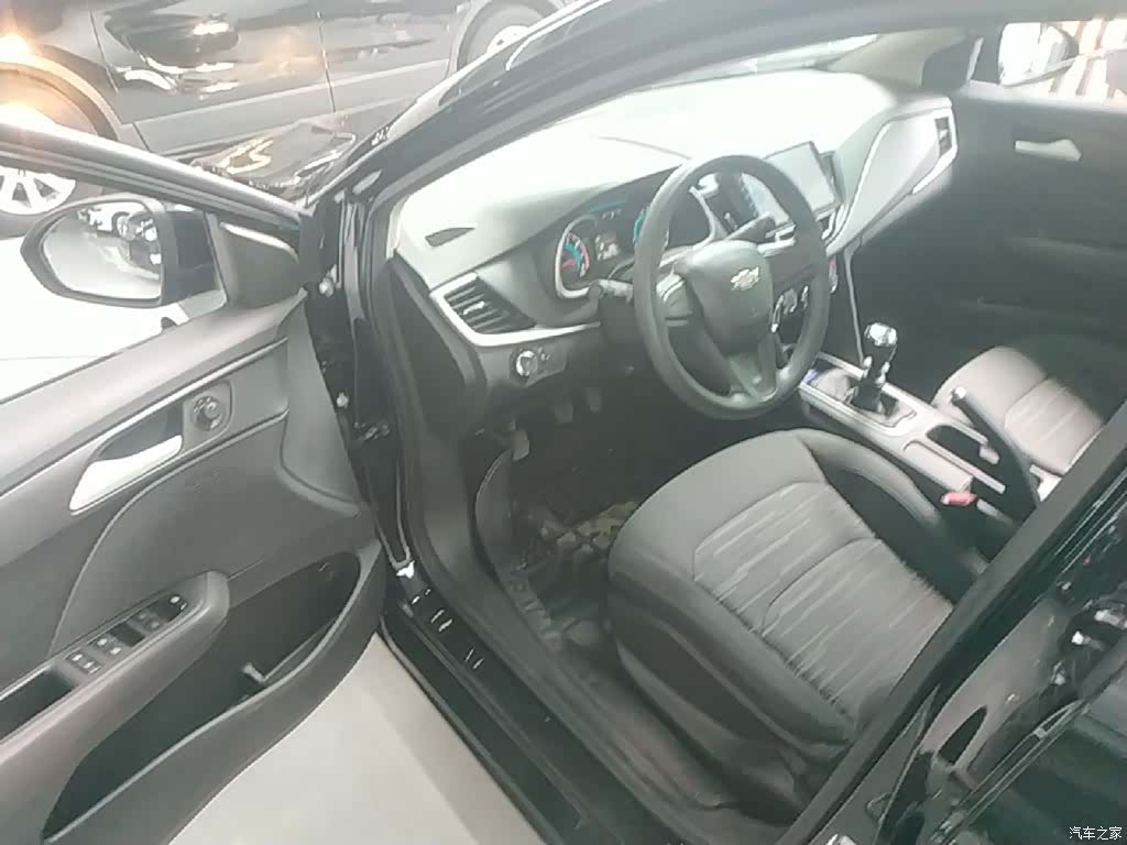 Chevrolet 320, 2018 16