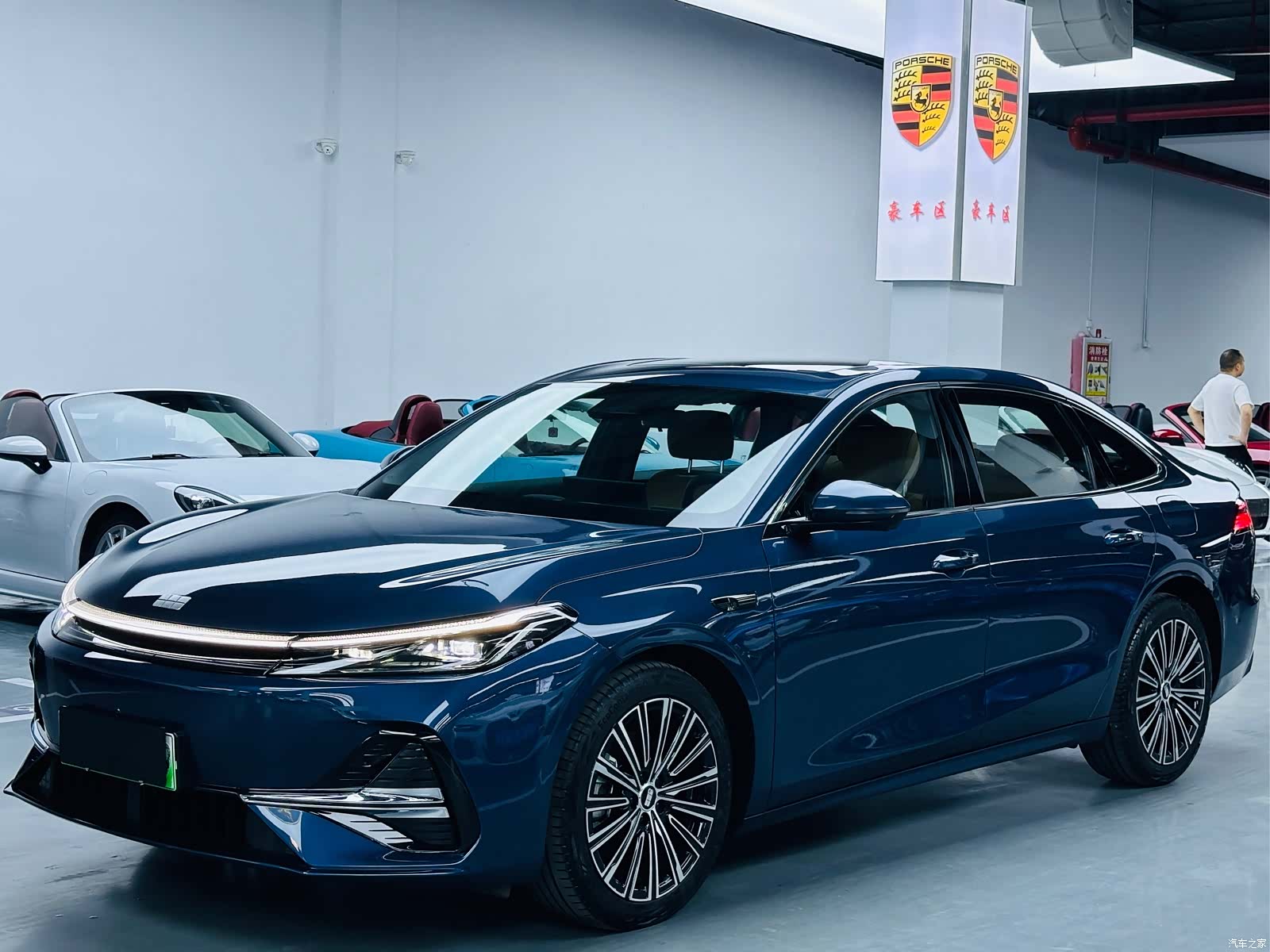 Geely A7, 2025 1
