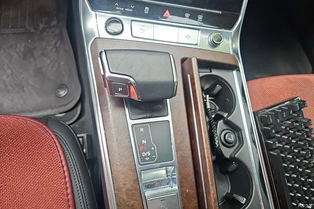 Audi A6, 2021 16