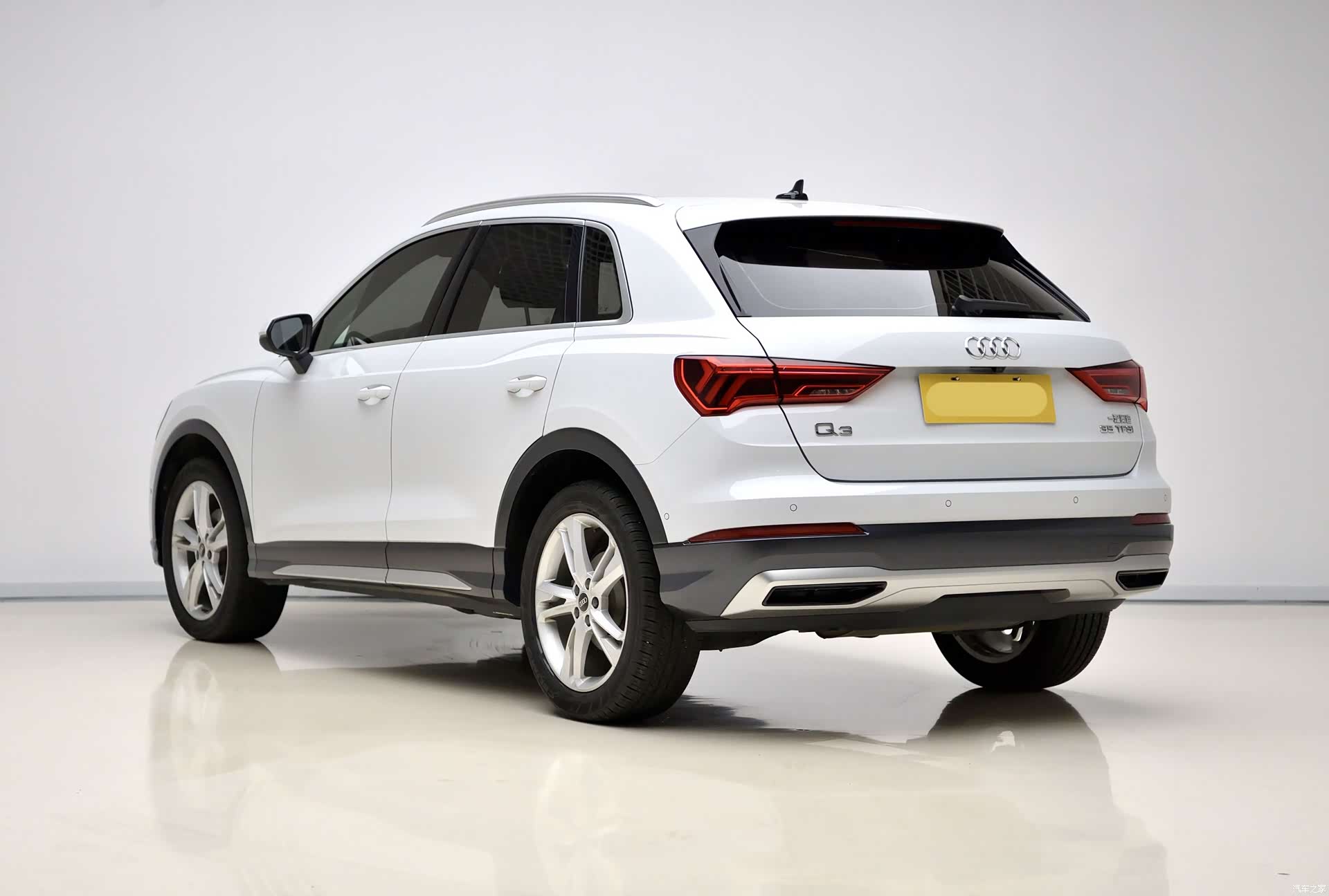 Audi Q3, 2021 3