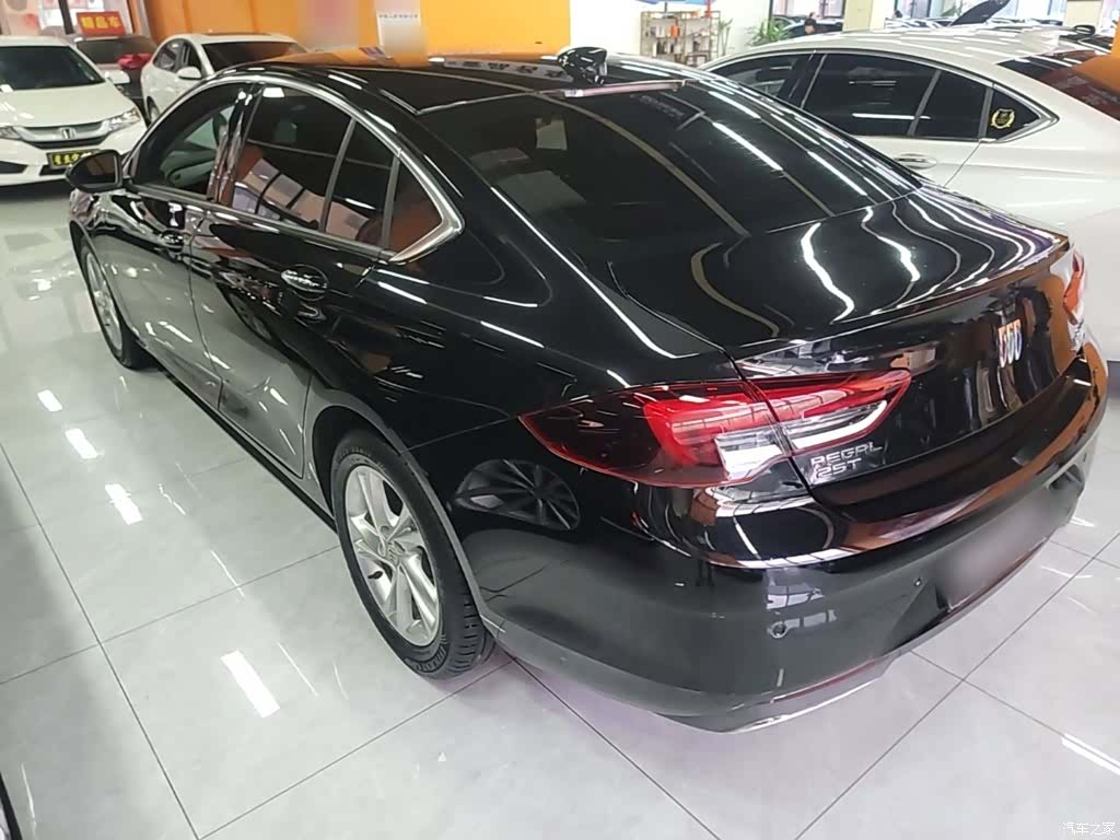 Buick Regal, 2023 все фото