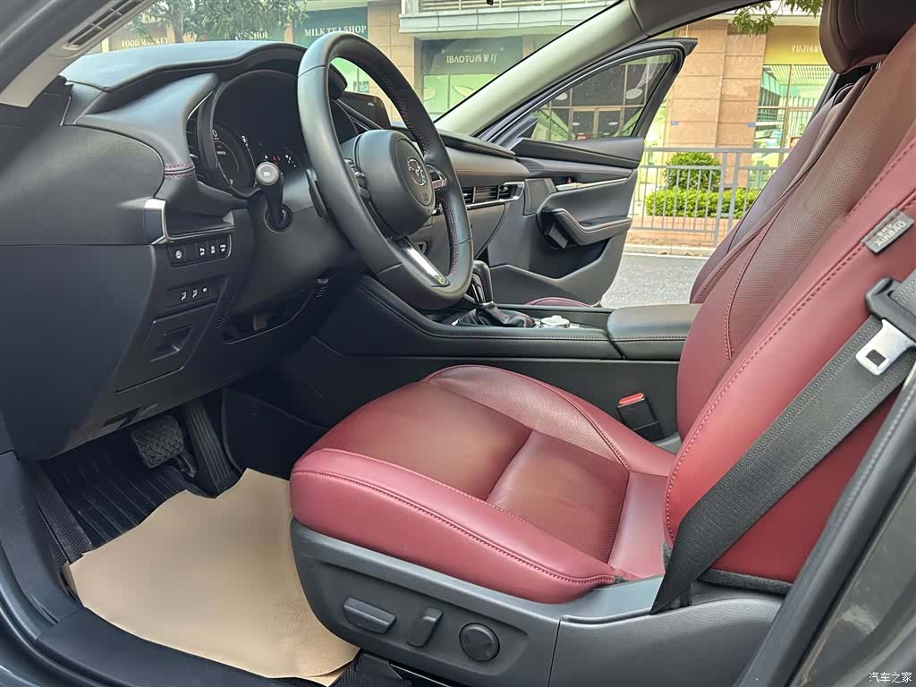 Mazda Mazda3, 2024 12