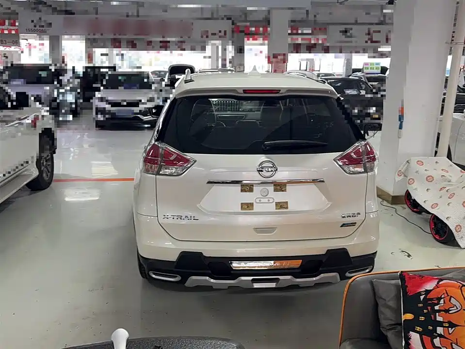Nissan Qijun