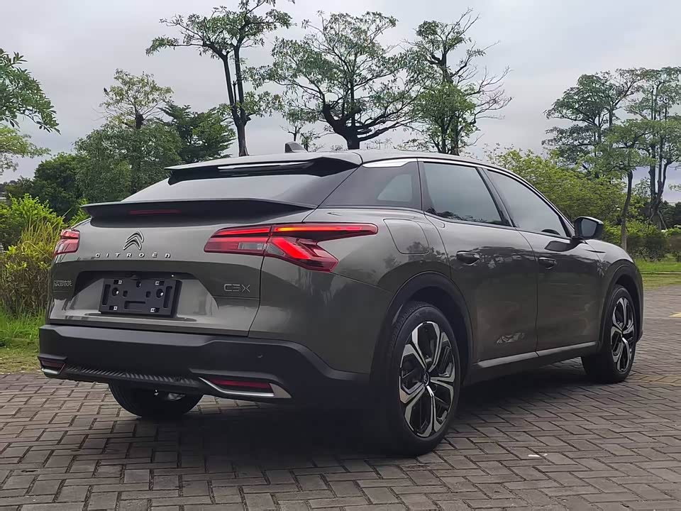 Citroen Versailles C5 X