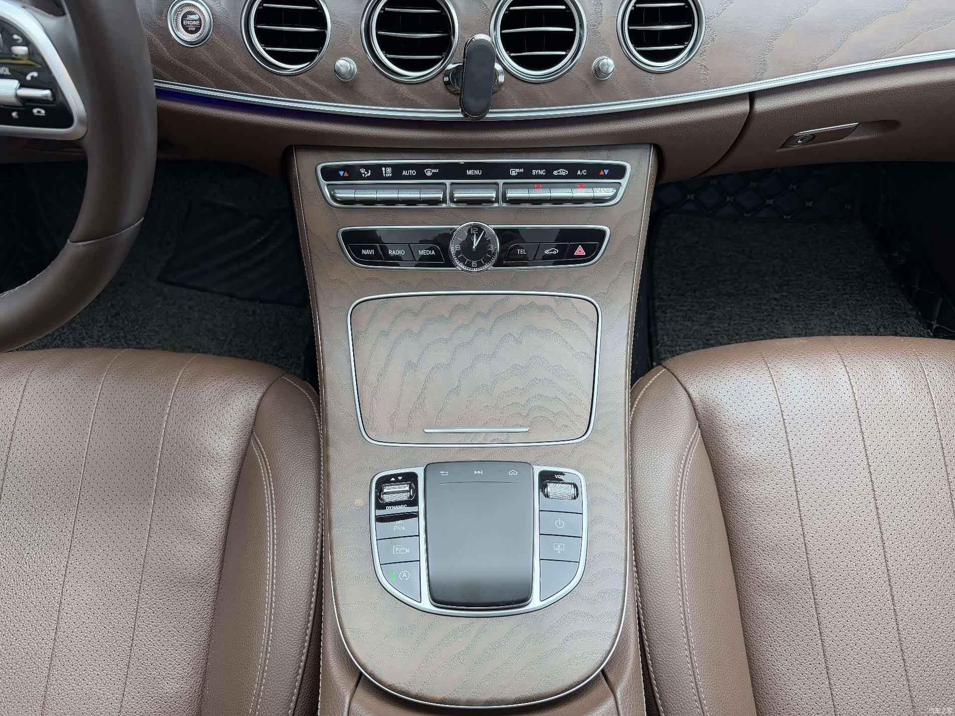Mercedes-Benz E-Class, 2019 10