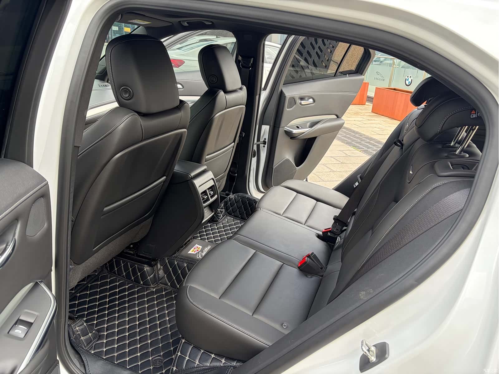 Cadillac XT4, 2019 8