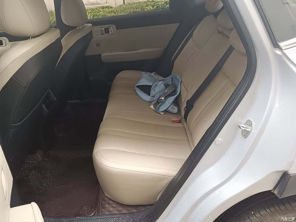 Wuling Starlight, 2024 14