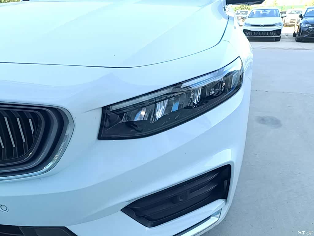 Geely Preface, 2021 24