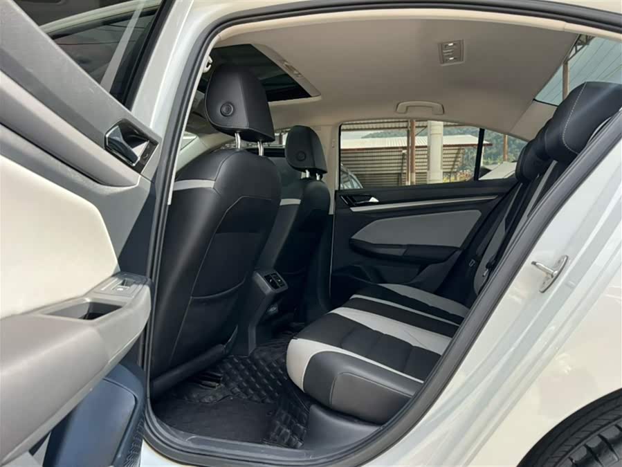 Volkswagen Bora 2023, фото 10
