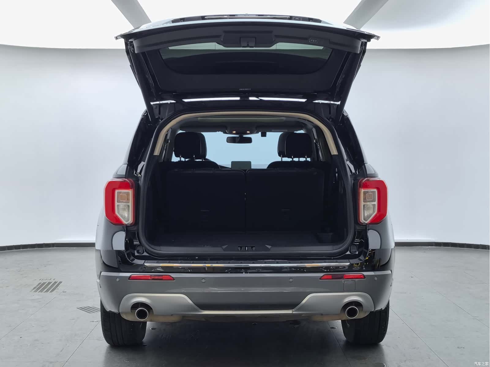 Ford Explorer, 2021 16