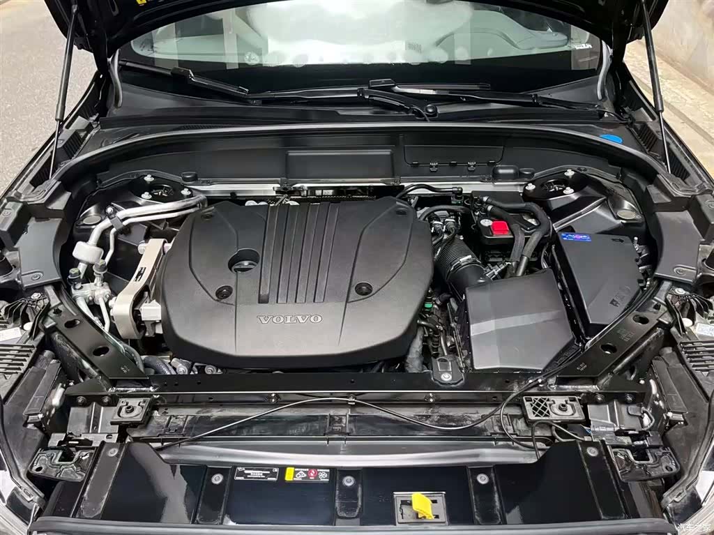 Volvo XC60, 2026 7