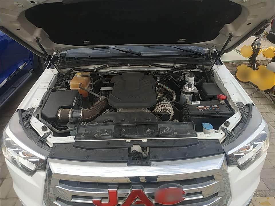 JAC JAC T8