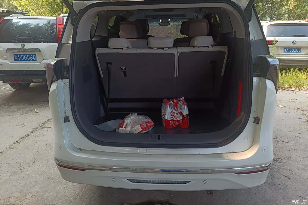 Buick GL8, 2024 4