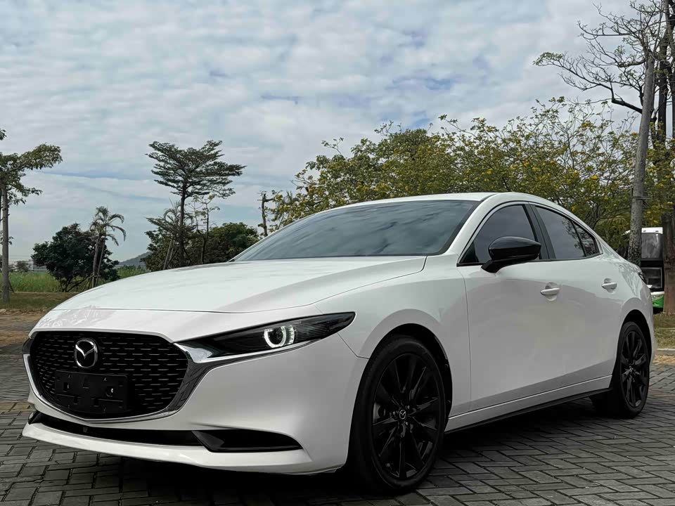Mazda 3 Angkesaila